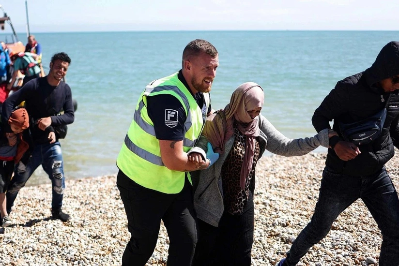 UK's Sunak says first migrant flight to Rwanda will leave in 10-12 weeks