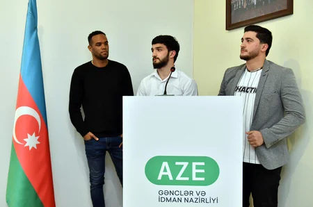 Nazir beynəlxalq turnirlərdə Azərbaycanı uğurla təmsil etmiş idmançılarla görüşüb