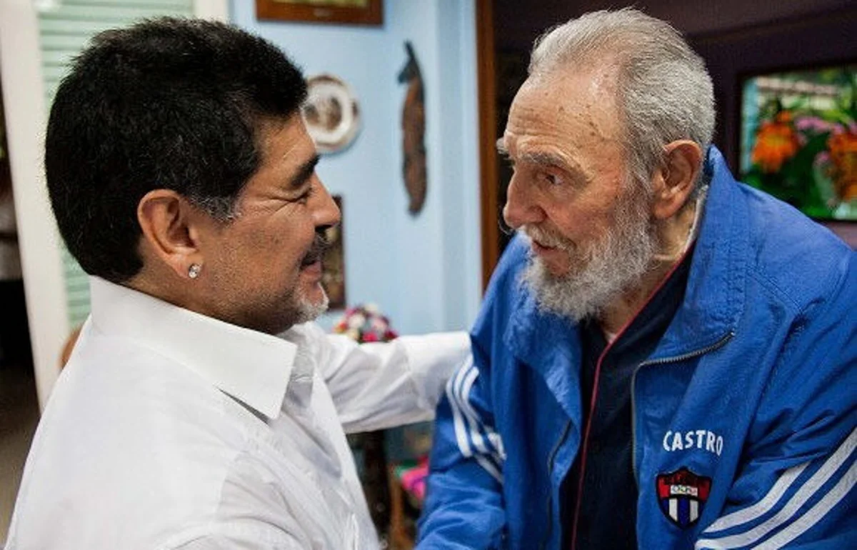 Maradona: Fidel Kastro mənim üçün ikinci ata idi