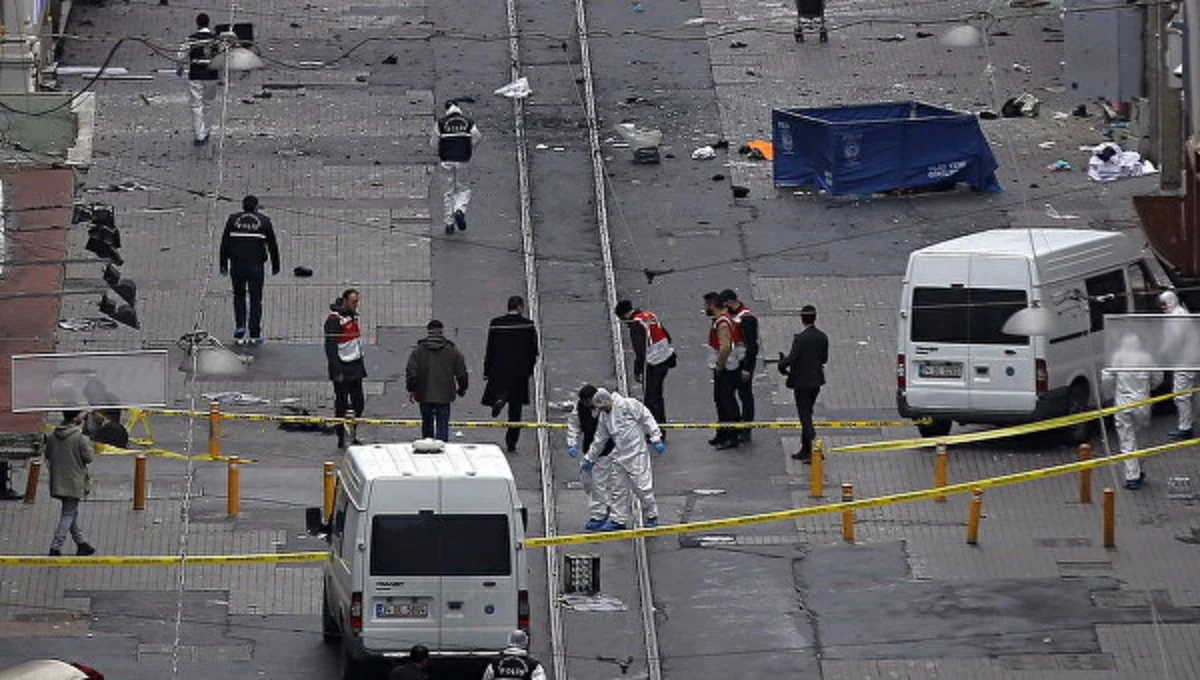 ​Türkiyədə baş vermiş terror aktı nəticəsində 3 nəfər ölüb, 9 nəfər yaralanıb