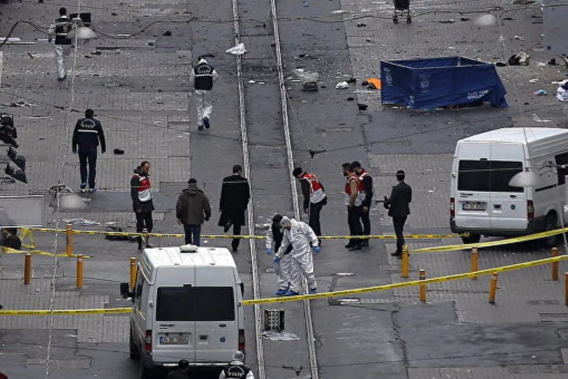 ​Türkiyədə baş vermiş terror aktı nəticəsində 3 nəfər ölüb, 9 nəfər yaralanıb