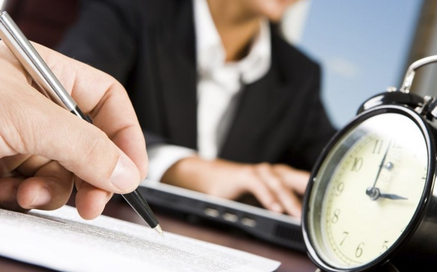 Azerbaijan reduces working hours for parents bringing up children under 3 years