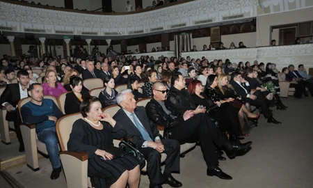 İlyas Əfəndiyevin Mənim günahım tamaşasının premyerası olub