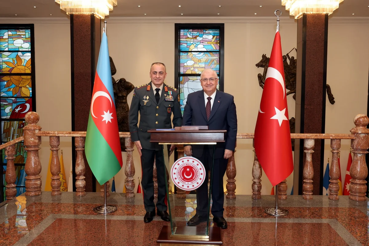 Yaşar Gülər Hikmət Mirzəyevi qəbul edib