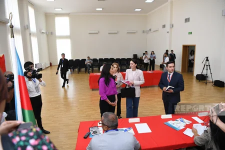 Qadınların cəza çəkdiyi müəssisədə səsvermə prosesi keçirilir