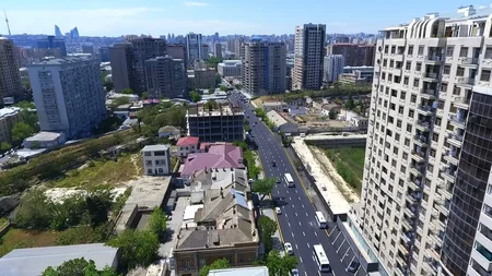 Bakıda yeni yol qovşağının yaradılması işləri davam etdirilir