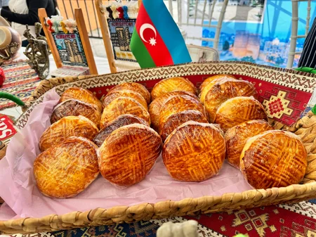 Mexikonun tarixi arenasında Azərbaycan mədəniyyəti təqdim olunub