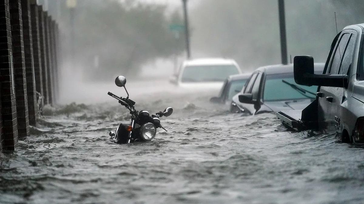 Çində qasırğa fəsadlar törədib