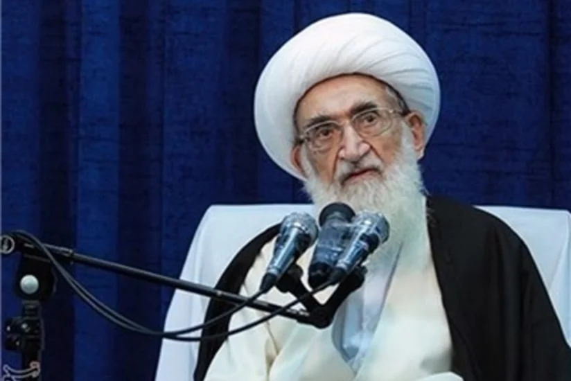 Ayatollah Hamadani: People suffer from rising prices