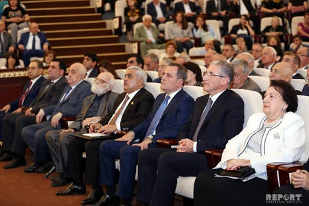 AMEA-da Neft-Kimya Prosesləri İnstitutunun 90 illik yubileyinə həsr olunan yığıncaq keçirilib - FOTO