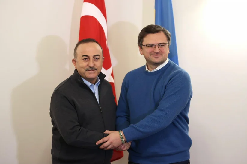 Türkiyə və Ukrayna XİN başçıları telefonla danışıb
