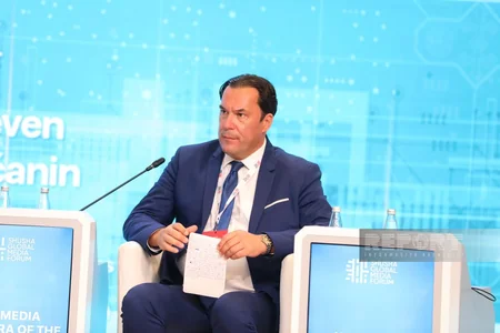 Şuşa Qlobal Media Forumunda ikinci sessiya başlayıb
