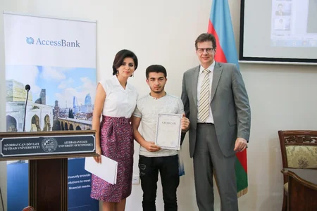AccessBank və UNEC növbəti birgə layihəsinə yekun vurub