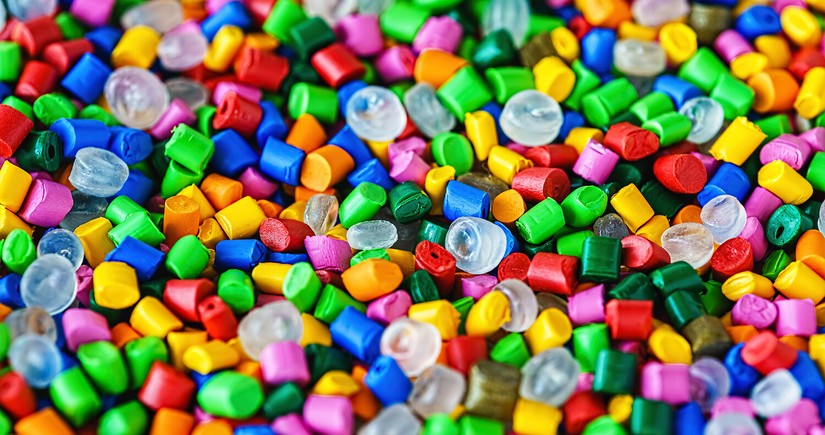 Researchers turn food waste into biodegradable plastic