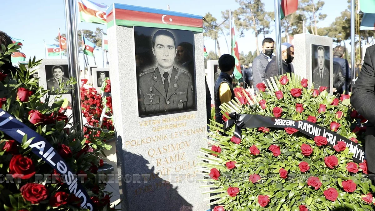 Dəmir qanadlı ləqəbli Vətən Müharibəsi Qəhrəmanının məzarı ziyarət olunub