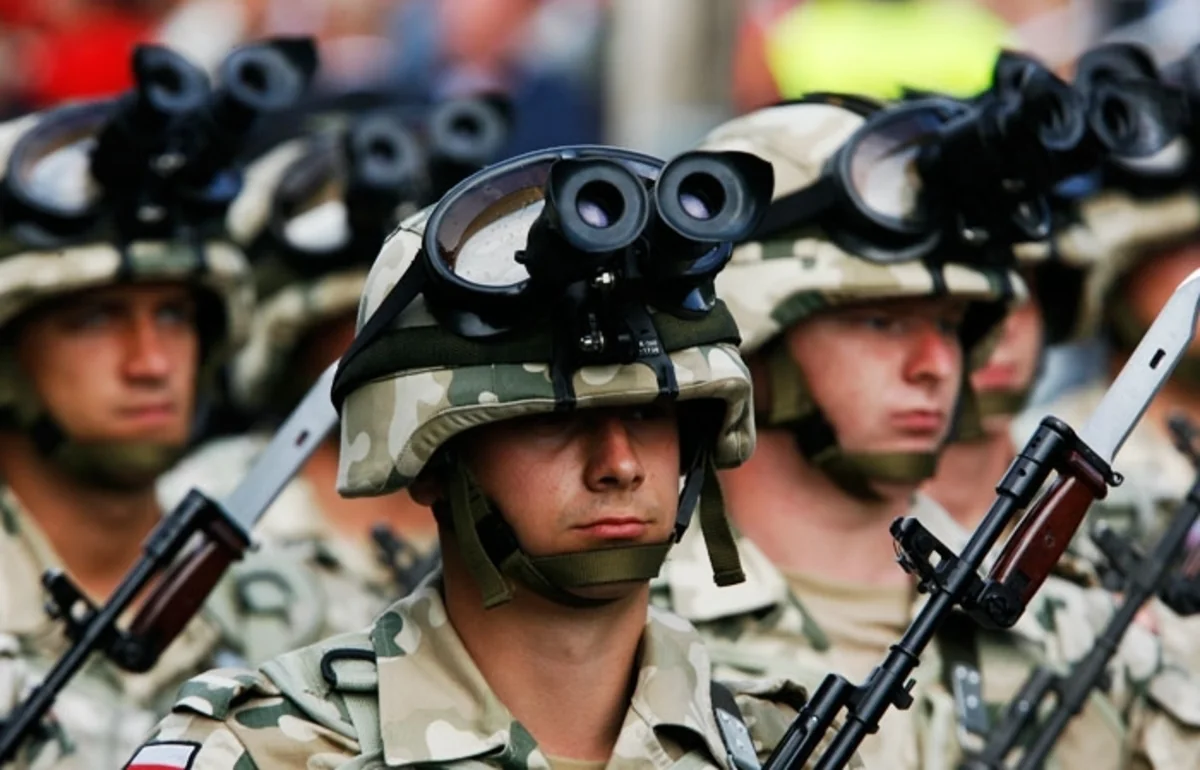 ​Polşa hərbi polisi NATO-nun əkskəşfiyyat mərkəzini zəbt edib