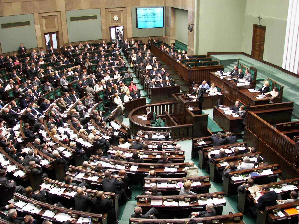 Polish Sejm calls on EU to stop issuing visas to Russian citizens