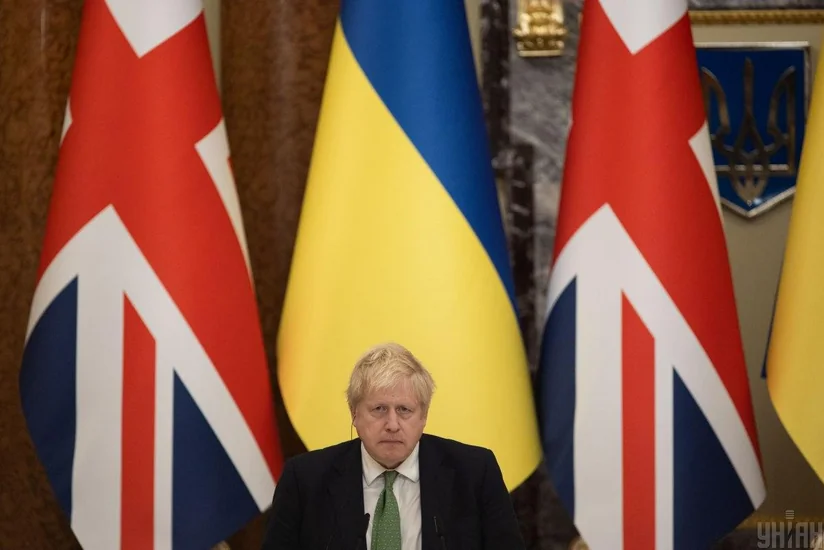 Борис Джонсон предложил провести ЧЕ-2028 в Украине