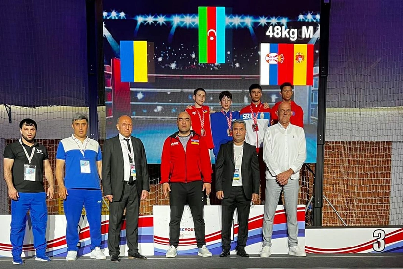 Azerbaijani boxer claims European crown