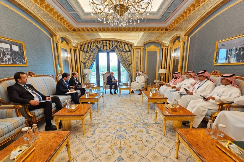 Mikayil Jabbarov meets Saudi minister of energy