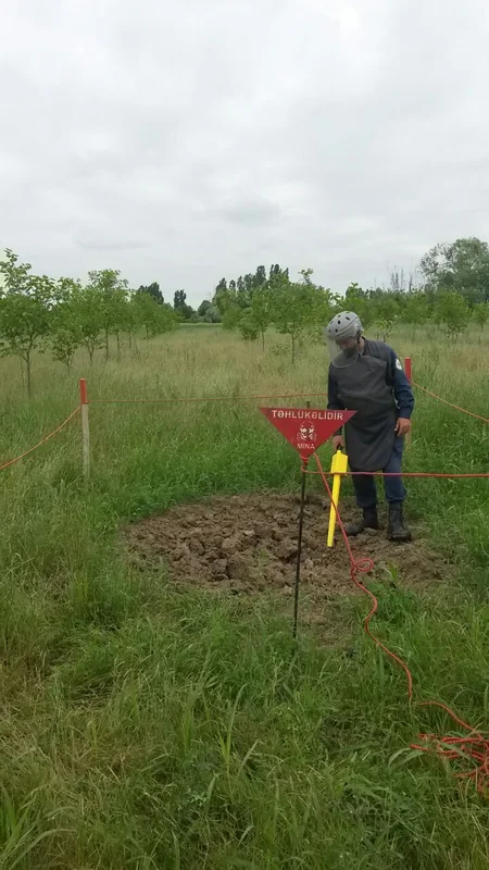 ANAMA üç rayonda 8 ev və 15 partlayış yerində yoxlama aparıb