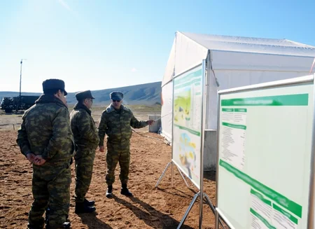 В Вооруженных силах Азербайджана проходит мероприятие с участием всего руководящего состава
