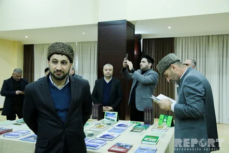 “Dini maarifləndirmə işinin təşkilində dini ədəbiyyatın yeri və rolu” adlı konfrans keçirilib