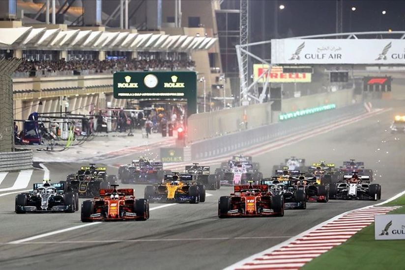 Хэмилтон выиграл Гран-при Бахрейна Формулы-1 - ФОТО