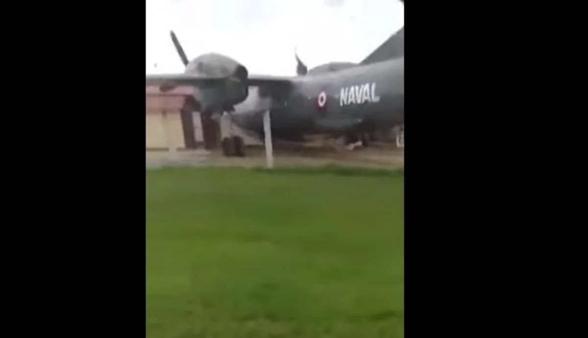 В Перу самолет ВМС разрушил полицейский участок - ВИДЕО