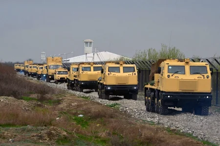 Armament and military equipment of Rocket and Artillery Troops withdrawn to firing positions - VIDEO