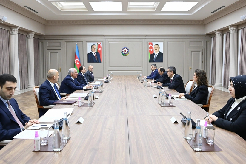 Əli Əsədov Türkiyənin milli təhsil naziri ilə əməkdaşlığın cari vəziyyətini müzakirə edib