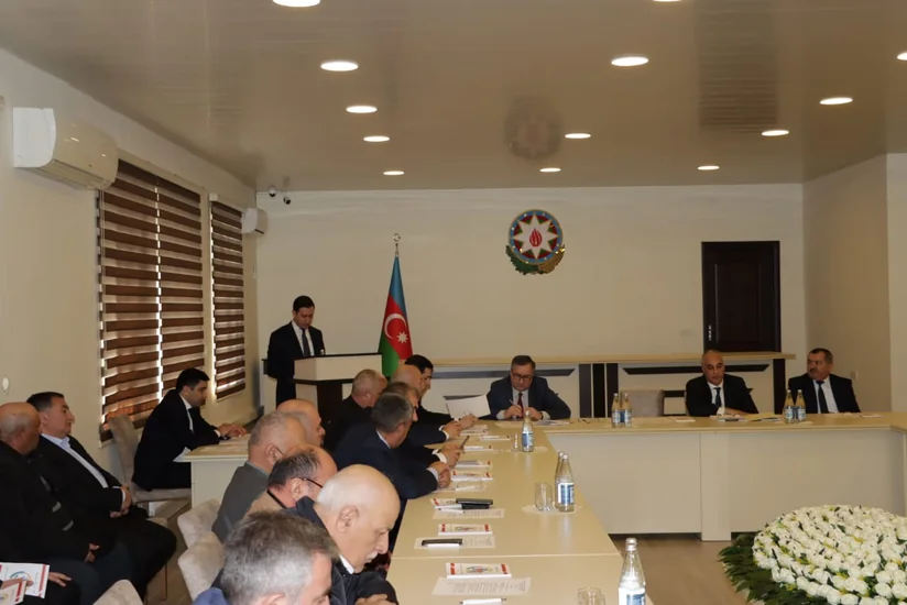 “Heydər Əliyev İli” çərçivəsində Şirvan Apellyasiya Məhkəməsində sahibkarlarla dəyirmi masa keçirilib