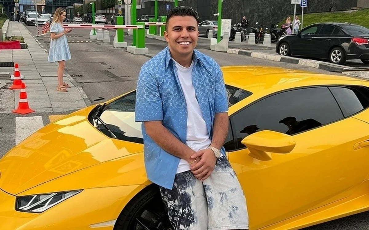 Azerbaijani blogger in Russia charged with 20M ruble tax evasion