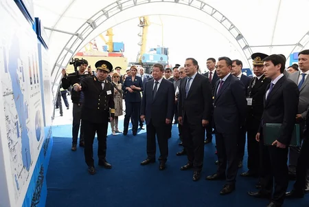Aktau limanından konteyner yüklərini Bakı limanına daşıyacaq ilk fider gəmisi istifadəyə verilib