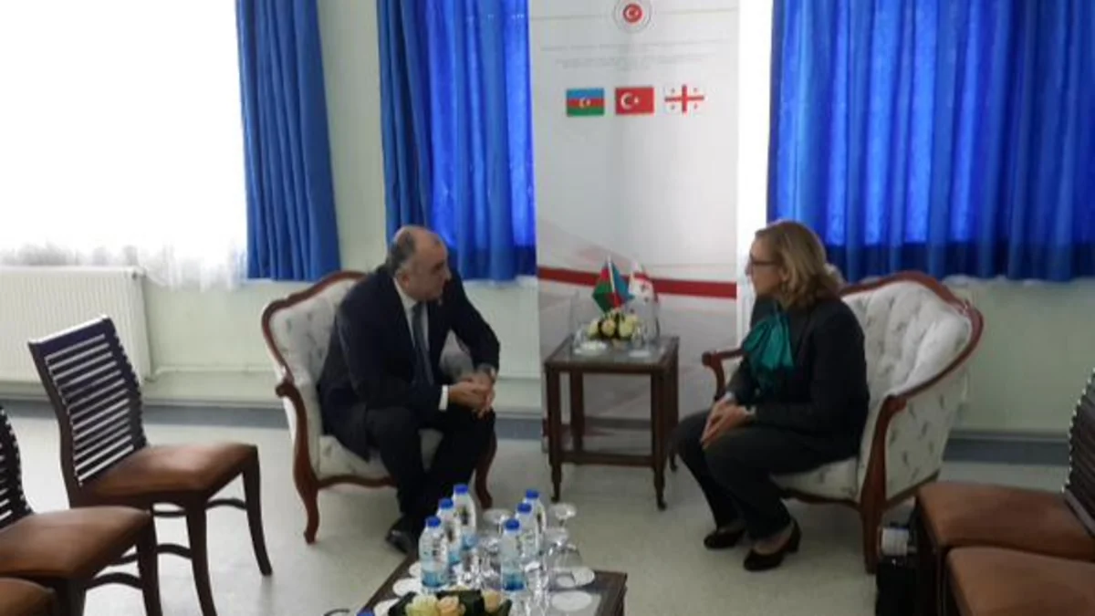 Azərbaycan və Gürcüstan regionda cərəyan edən hadisələr ətrafında fikir mübadiləsi aparıb