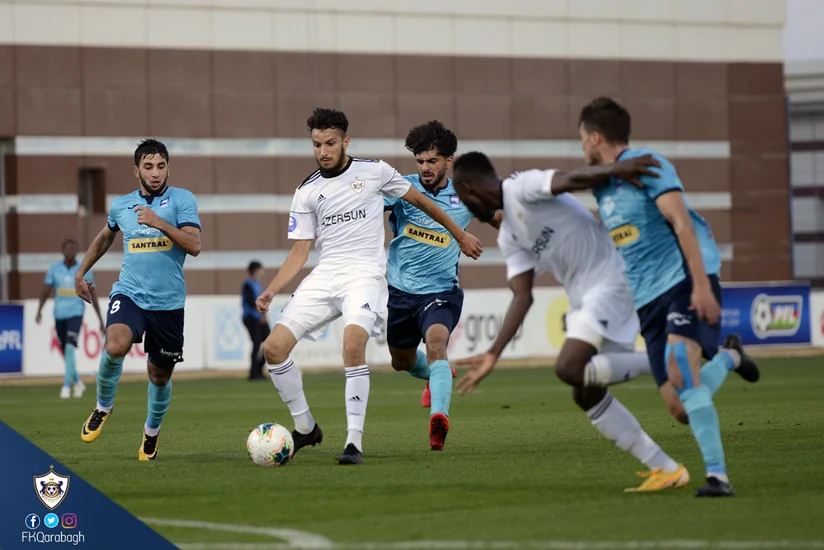 Qarabağ əzmkar qələbə ilə liderliyə yüksəldi