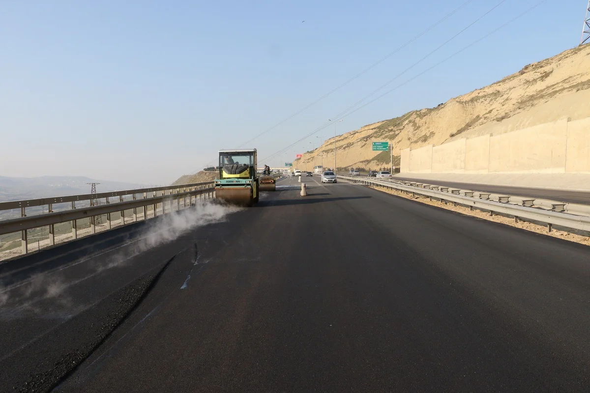 Bakı Dairəvi-1 avtomobil yolunda təmir-bərpa işləri aparılır