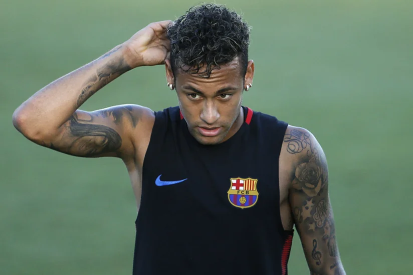 İspaniya Futbol Liqası Neymarın PSJ-yə keçidinə icazə verməyib