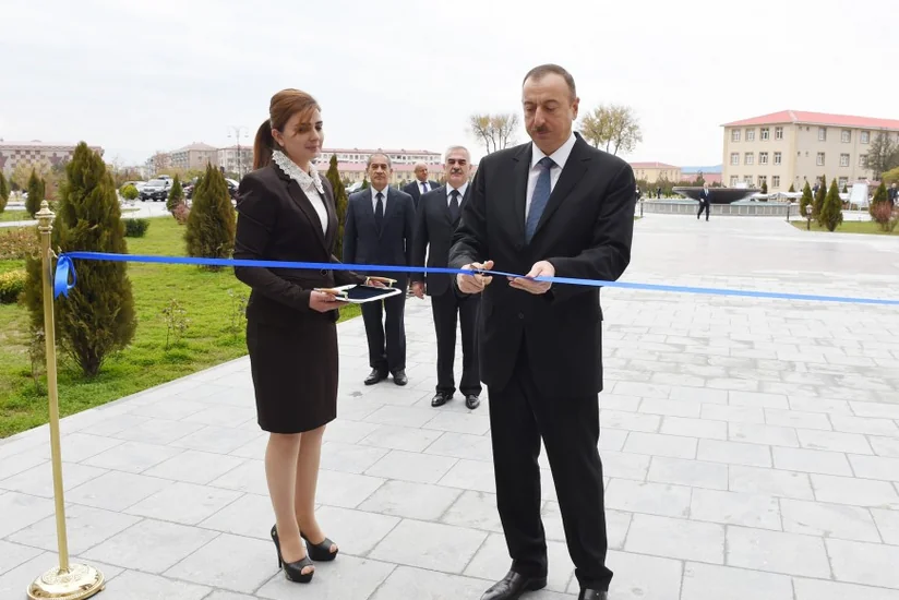Prezident İlham Əliyev Naxçıvan Muxtar Respublika Xəstəxanasının açılışını edib