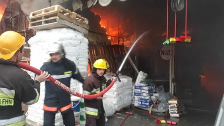 “EuroHome”dakı yanğından - FOTOREPORTAJ