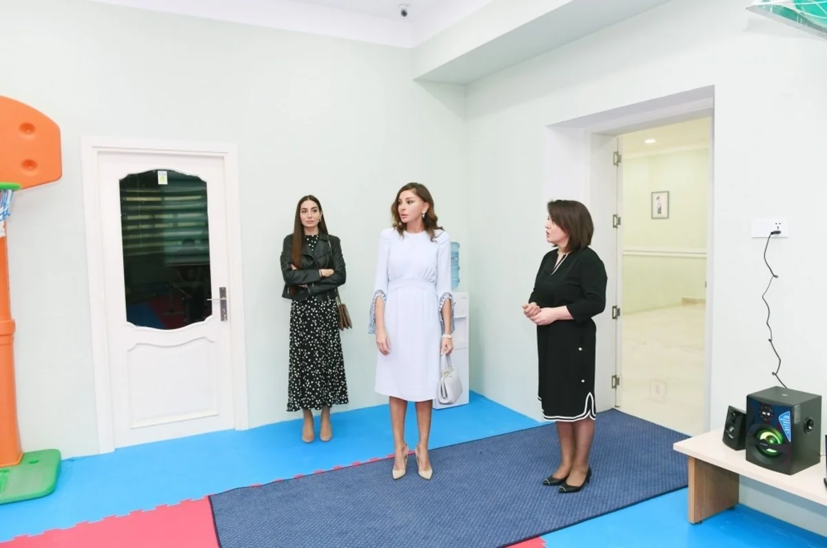 Первый вице-президент Мехрибан Алиева ознакомилась с условиями, созданными после капитального ремонта в Детском психоневрологическом центре - ФОТО