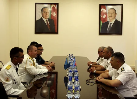 Qazaxıstanın hərbi gəmisi Bakıya gəlib
