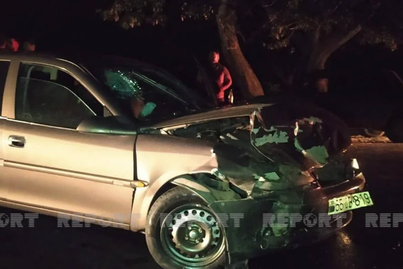 В Огузе столкнулись два автомобиля, есть пострадавшие