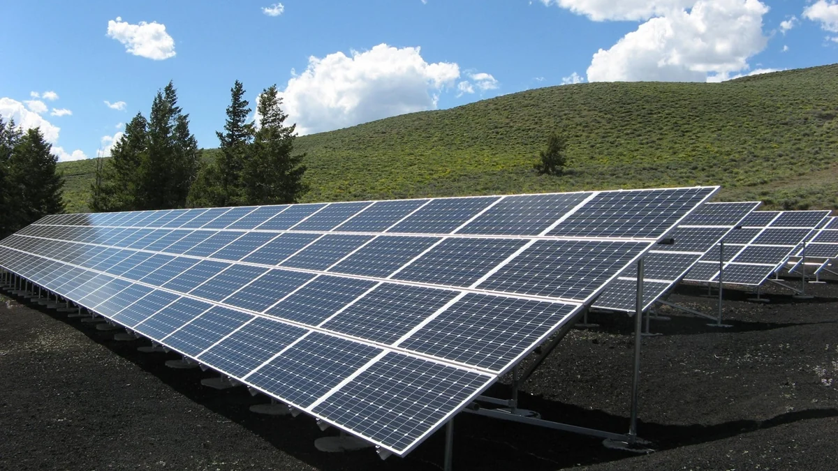Azerbaijan's solar power output climbs 13% in first eight months