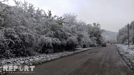 Снегопад в Гусарском районе оставил без света горное село - ФОТО