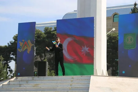 Gəncədə Bayraq Günü münasibəti ilə III Bayraq Festivalı keçirilib - FOTO