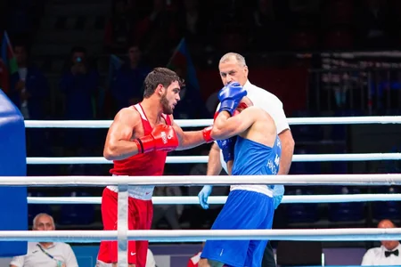 Европейские игры: Азербайджанский боксер вышел в полуфинал