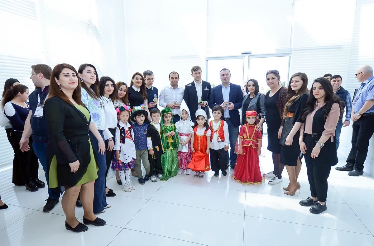 ShamkirChess 2018in iştirakçıları yeniyetmə şahmatçılar üçün seans keçiriblər