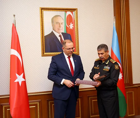 Zakir Həsənov Azərbaycan Ordusunun Türkiyə modelinə keçməsindən danışıb