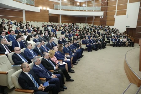 Yasamalda 57 nəfərə YAP-ın üzvlük vəsiqəsi təqdim olunub